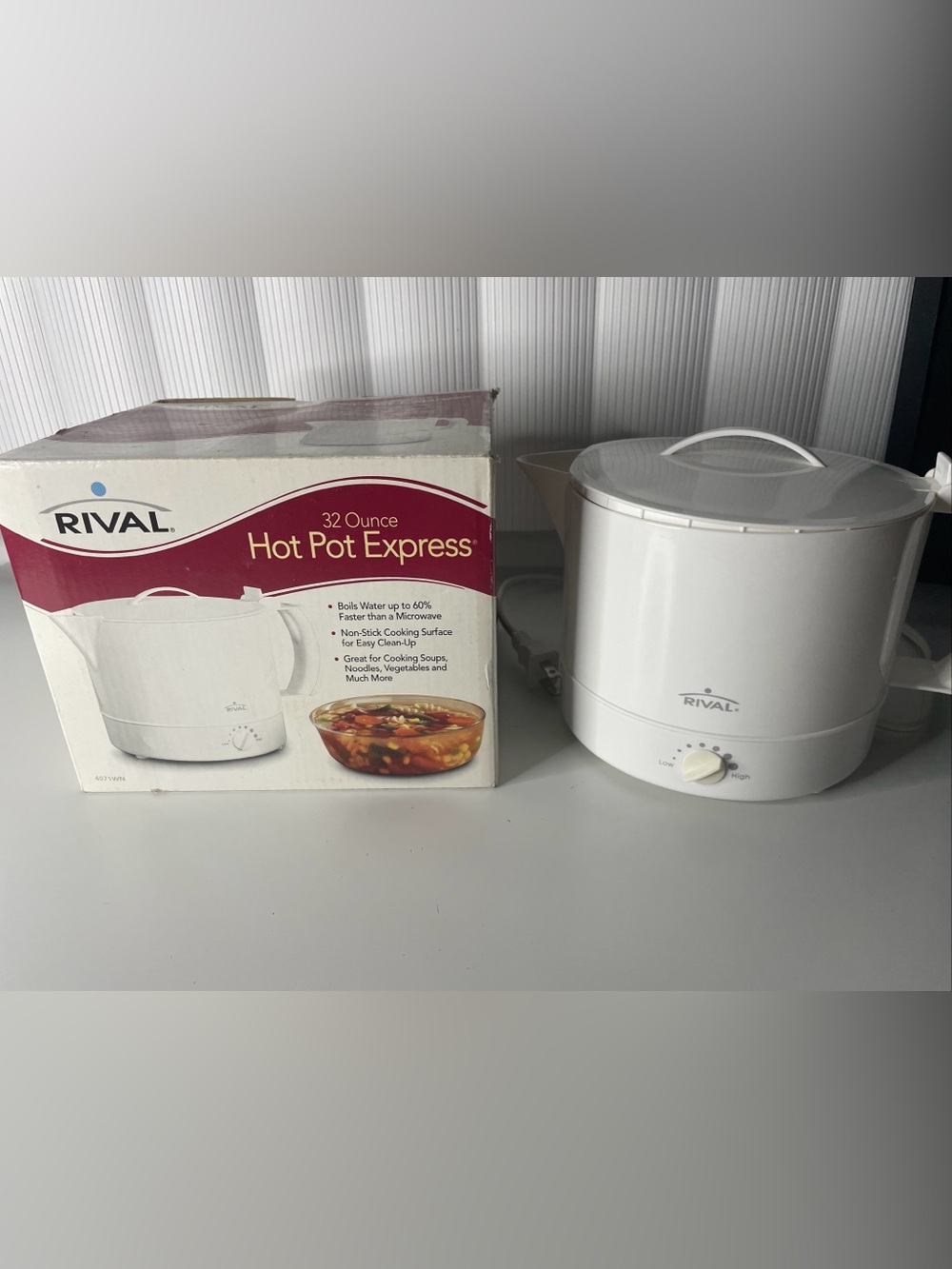Rival 32 Oz  White Electric Hot Pot Express Model 4071WN